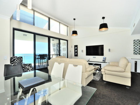 Nautilus By Rockingham Apartments - Northern Rivers Accommodation 17