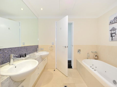 Nautilus By Rockingham Apartments - Northern Rivers Accommodation 5