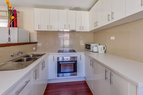 Brilliant, Neat, Convenient, Family-friendly House - Northern Rivers Accommodation 5