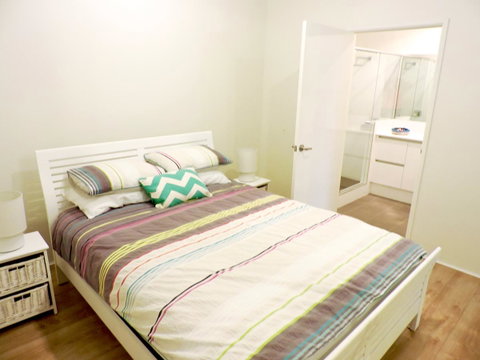 Contemporary Cove - Quindalup - Northern Rivers Accommodation 8