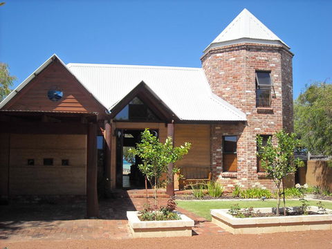 Beach House Dunsborough - Northern Rivers Accommodation 13