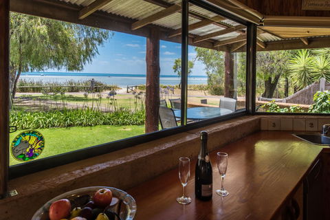 Beach House Dunsborough - Northern Rivers Accommodation 5