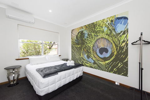 Big House Heated Pool 11 Beds Como / South Perth / Applecross - Northern Rivers Accommodation 16