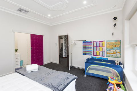 Big House Heated Pool 11 Beds Como / South Perth / Applecross - Northern Rivers Accommodation 15