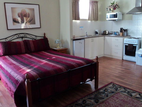 Armadale Cottage Bed & Breakfast - Northern Rivers Accommodation 24