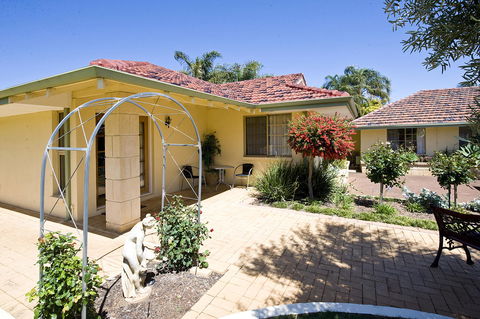 Armadale Cottage Bed & Breakfast - Northern Rivers Accommodation 41