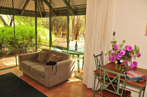 Waterfall Cottages - Northern Rivers Accommodation 10