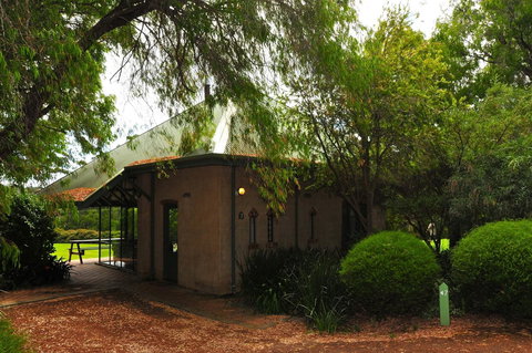 Waterfall Cottages - Northern Rivers Accommodation 19