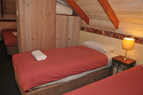 Waterfall Cottages - Northern Rivers Accommodation 16