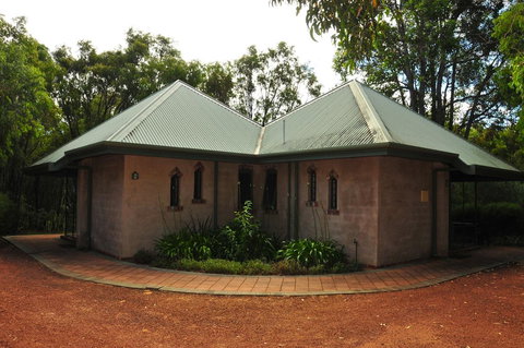 Waterfall Cottages - Northern Rivers Accommodation 23