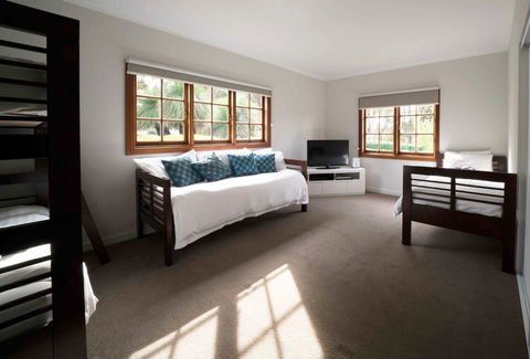 The Farmhouse - Northern Rivers Accommodation 10