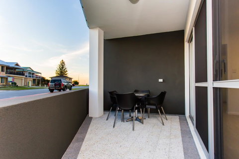 Reflections By Rockingham Apartments - Northern Rivers Accommodation 0