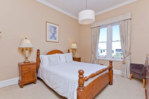 Apartment Faro - Northern Rivers Accommodation 5