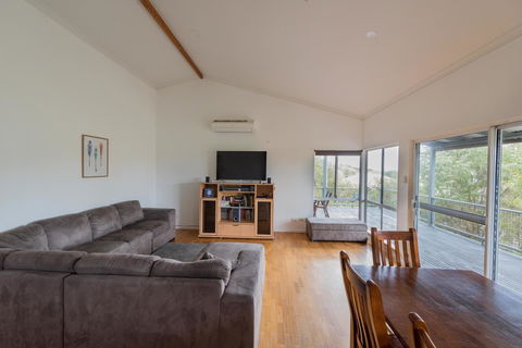 Peppy Beach Ocean Views - Northern Rivers Accommodation 2