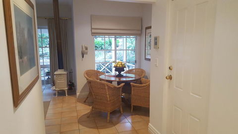 Two Sisters Chalets - Northern Rivers Accommodation 9