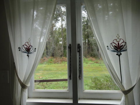 Di's Cabin In Dwellingup - Northern Rivers Accommodation 22