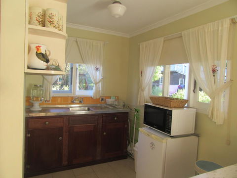 Di's Cabin In Dwellingup - Northern Rivers Accommodation 18