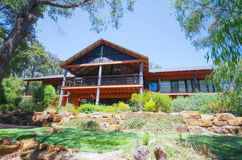 Arum - Close To The Margaret River - Northern Rivers Accommodation 18