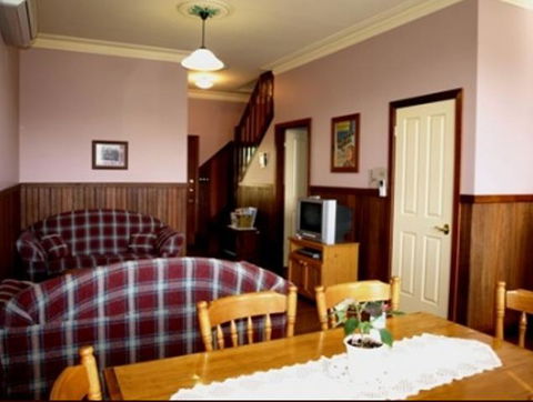 Pemberton Old Picture Theatre Holiday Apartments - Northern Rivers Accommodation 3
