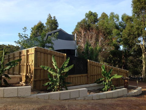 Dunsborough Barn Stay - Northern Rivers Accommodation 0