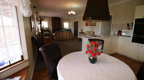 Daisy Cottage - Northern Rivers Accommodation 20