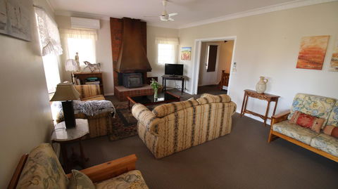 Daisy Cottage - Northern Rivers Accommodation 12