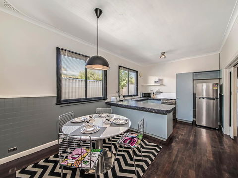 Panoramique Holiday Home With A View - Northern Rivers Accommodation 9