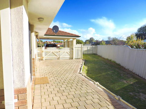 Silver Gull Family Retreat - Northern Rivers Accommodation 12