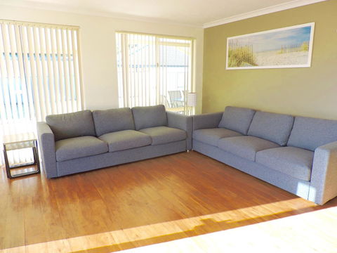 Silver Gull Family Retreat - Northern Rivers Accommodation 3