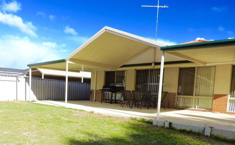 Silver Gull Family Retreat - Northern Rivers Accommodation 13