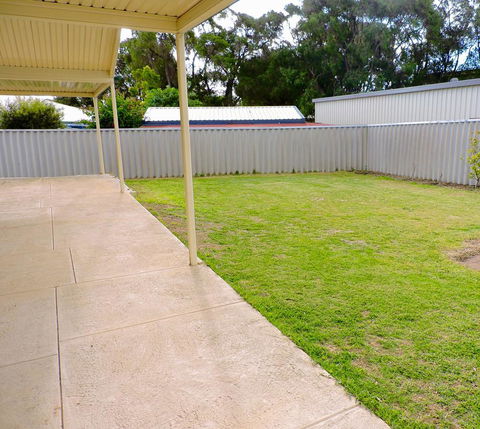 Silver Gull Family Retreat - Northern Rivers Accommodation 14