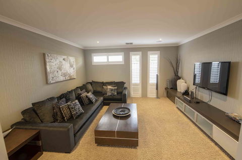 Magnificent Beach Retreat - Northern Rivers Accommodation 22
