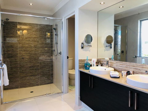 Magnificent Beach Retreat - Northern Rivers Accommodation 11