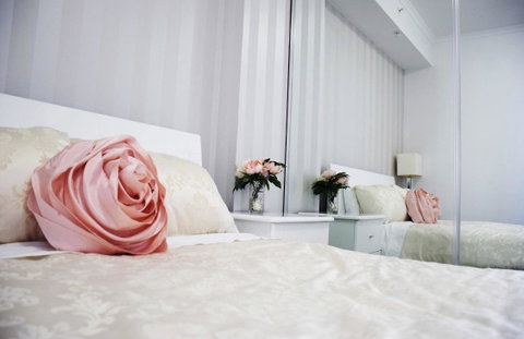 Perth Luxury City Apartment- Free Parking - Northern Rivers Accommodation 16