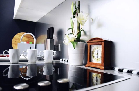 Perth Luxury City Apartment- Free Parking - Northern Rivers Accommodation 10