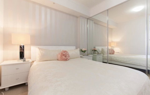 Perth Luxury City Apartment- Free Parking - Northern Rivers Accommodation 2