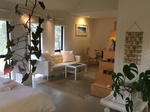 DESIGNER'S STUDIO - Northern Rivers Accommodation 15