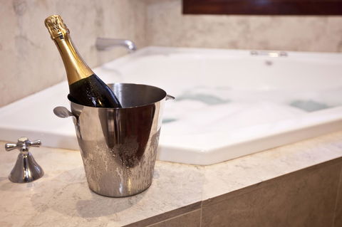 Caves House Hotel & Apartments Yallingup - Northern Rivers Accommodation 1