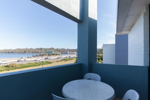 Riverside - Northern Rivers Accommodation 7