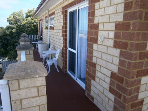 Baywatch Retreat Augusta - Northern Rivers Accommodation 32