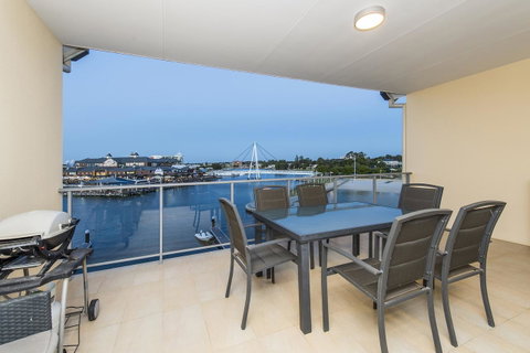 Dolphin Quay Apartments - Northern Rivers Accommodation 23