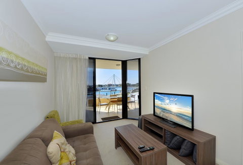 Dolphin Quay Apartments - Northern Rivers Accommodation 10