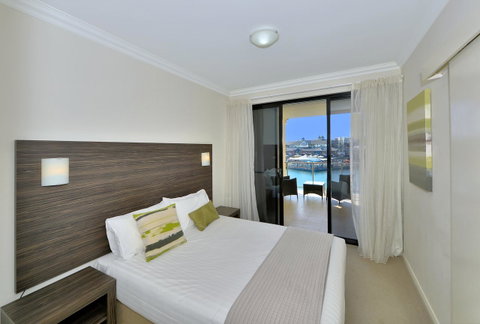 Dolphin Quay Apartments - Northern Rivers Accommodation 1