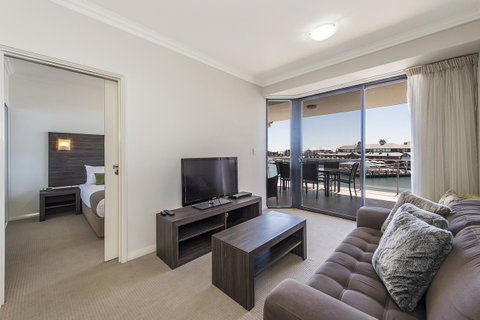 Dolphin Quay Apartments - Northern Rivers Accommodation 31