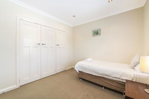 Inner Western Suburbs Retreat - Northern Rivers Accommodation 33
