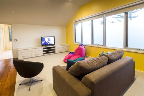 Arthouse - Northern Rivers Accommodation 25