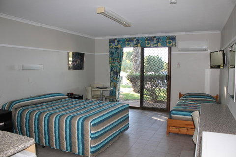 Ningaloo Coral Bay â€“ Bayview - Northern Rivers Accommodation 8