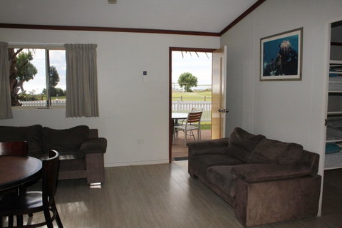 Ningaloo Coral Bay â€“ Bayview - Northern Rivers Accommodation 26