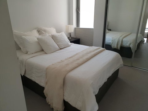Modern Northbridge Apartment - Northern Rivers Accommodation 0