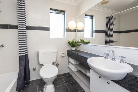Subiaco Village - 34 - Northern Rivers Accommodation 10
